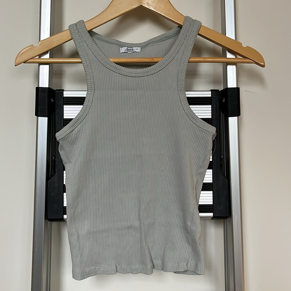 Pale green Ardene women’s tank top - size S/P